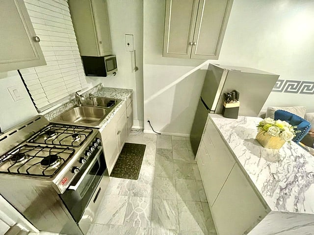 Furnished Finder property 729027_1 photo 7