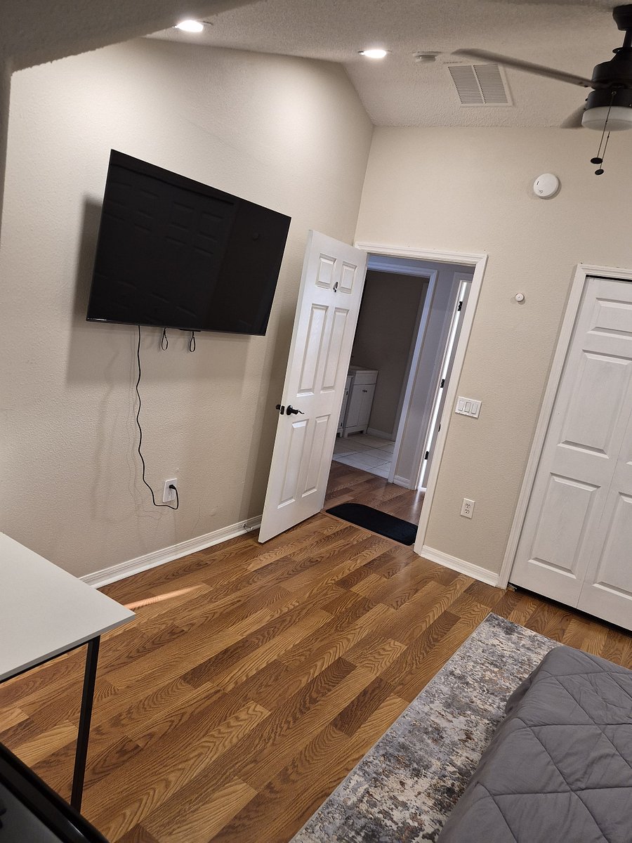 Room 2