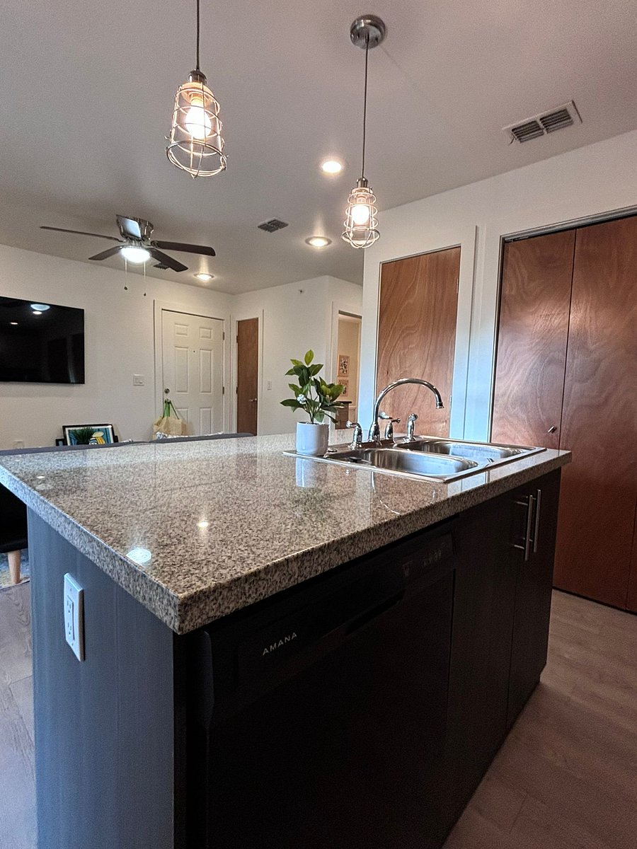 Furnished Finder property 729057_2 photo 13