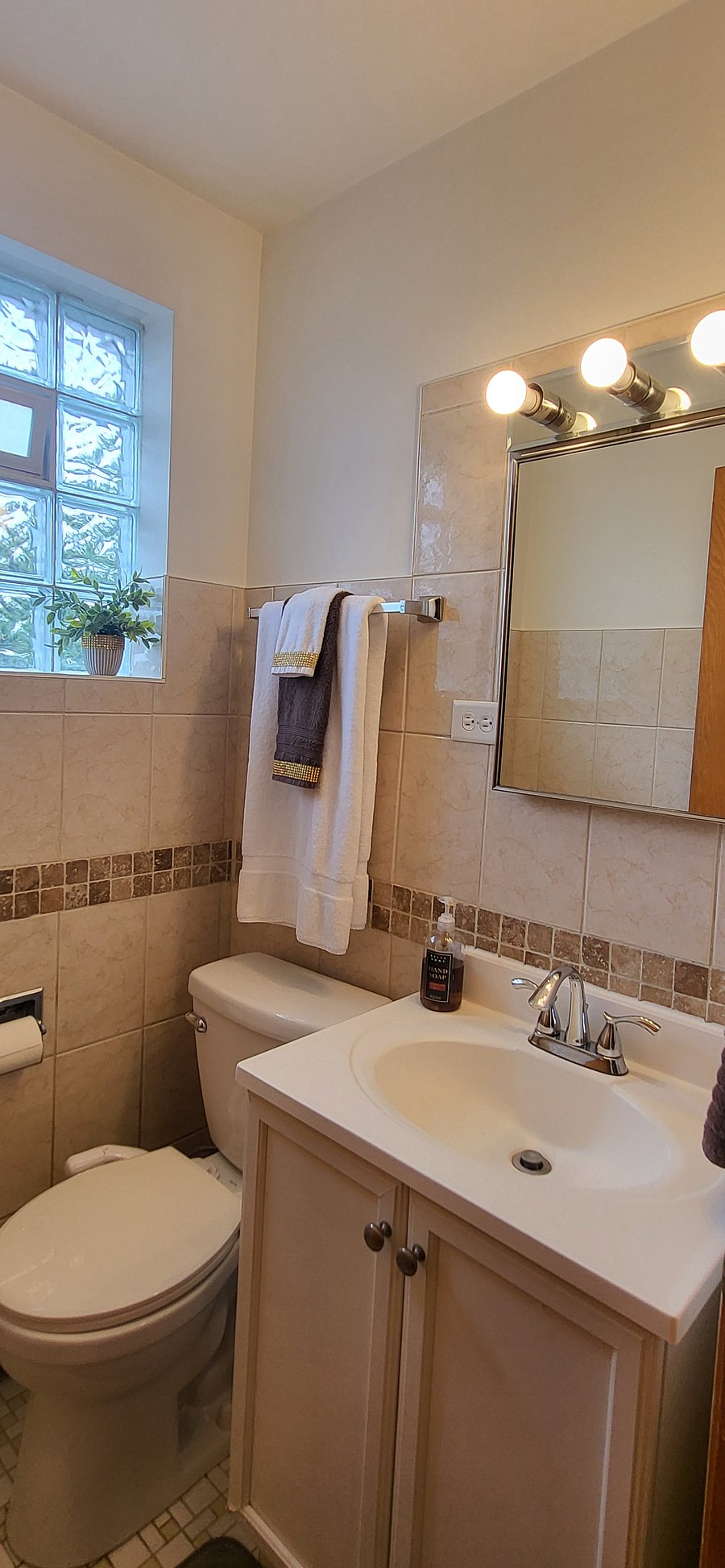 Furnished Finder property 729068_2 photo 8