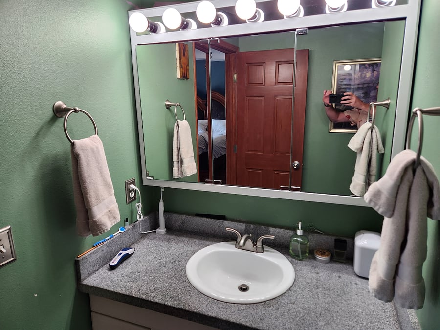 Shared Bathroom between Master and 2nd Bedroom