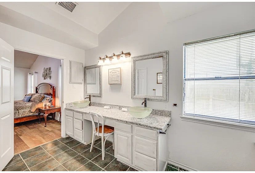 Furnished Finder property 729500_1 photo 18