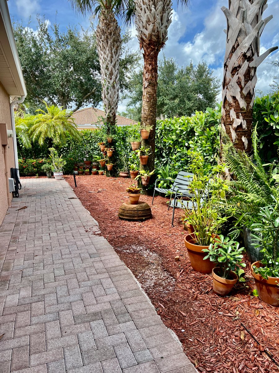 Shared private outdoor space 
