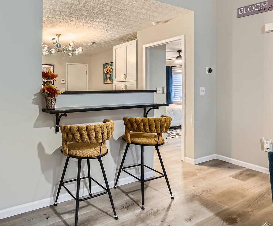 Breakfast bar