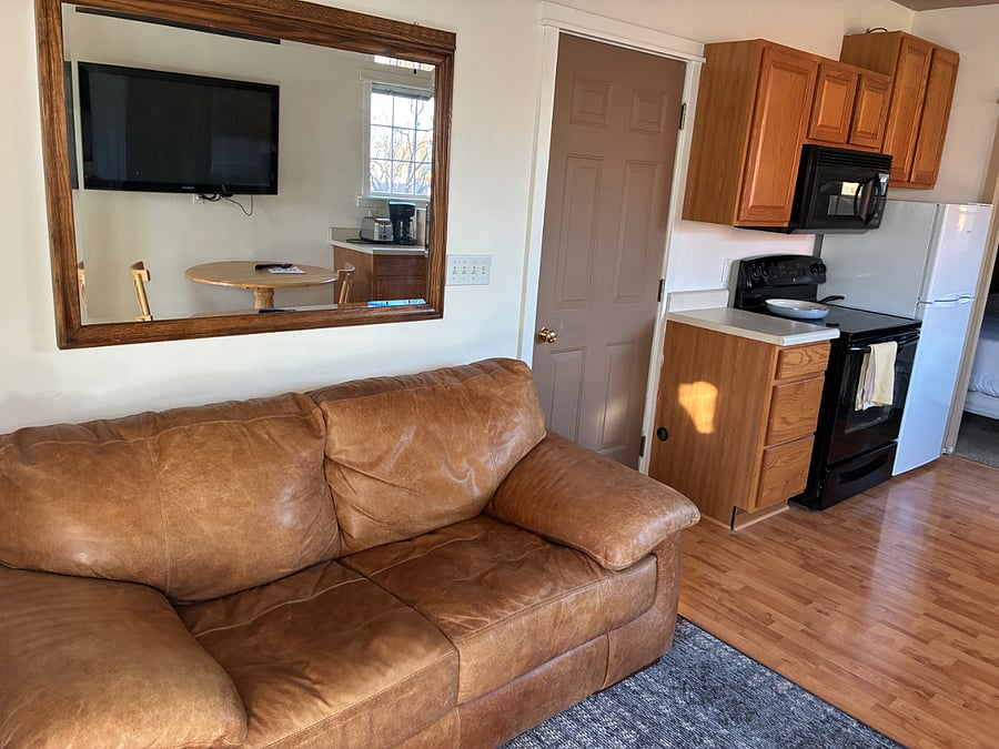Furnished Finder property 729587_1 photo 3