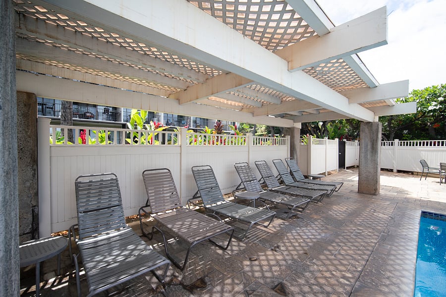 Plenty of shade OR sun at the pool
