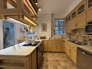 Furnished Finder property 729777_6 photo 10