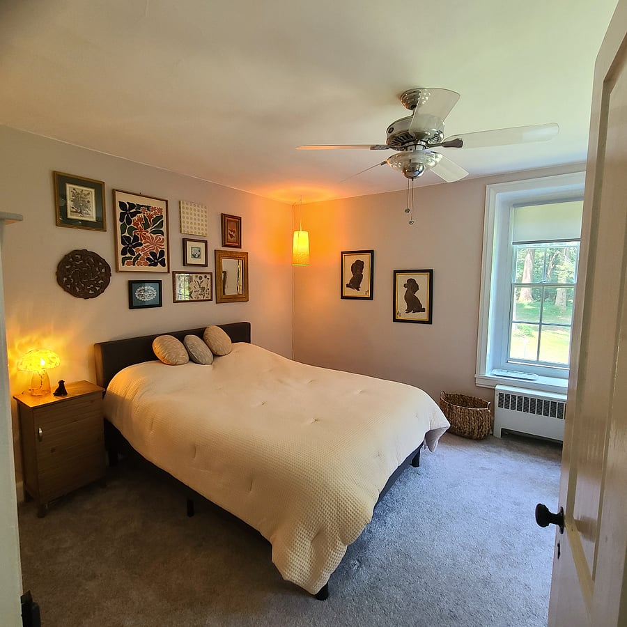 Your cozy room!