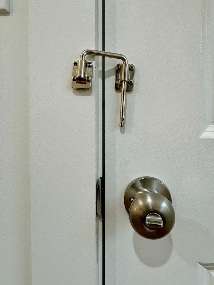 Loop lock inside the bedroom door for extra privacy
