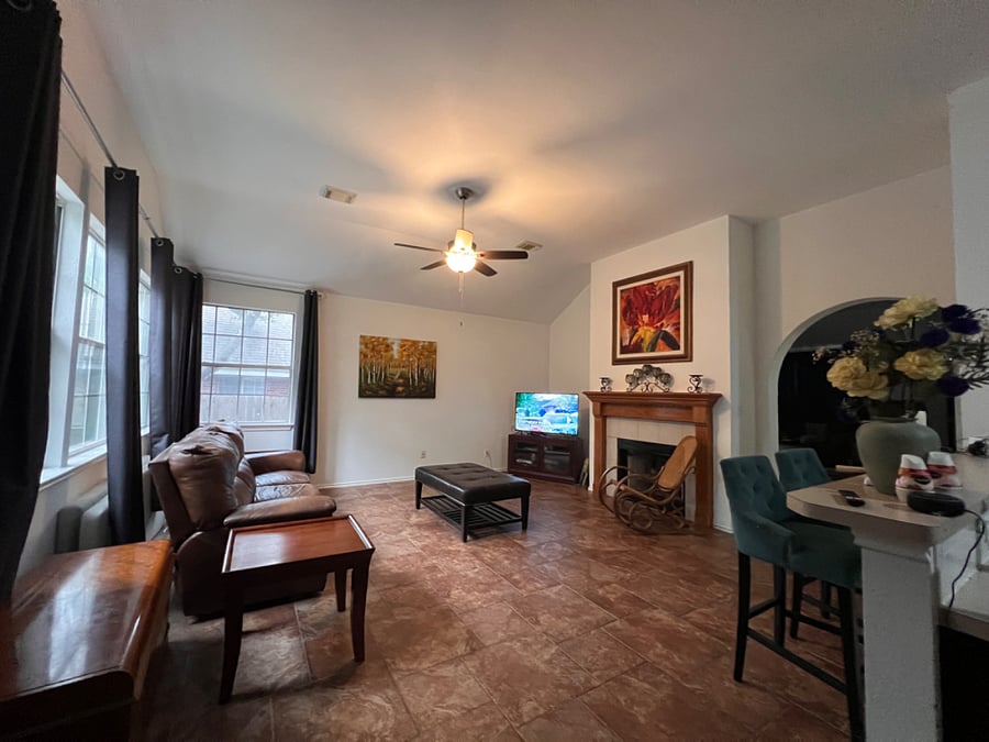 Furnished Finder property 730131_1 photo 1