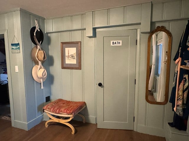 En-suite private bathroom
