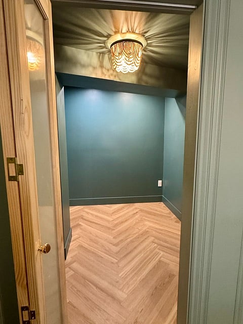 Massive walk-in closet (now has a metal closet storage system - see next photo).