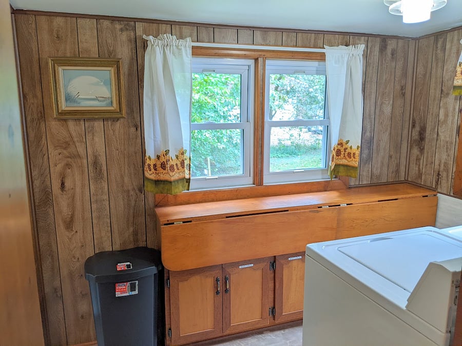 Cabinets and shelf in the laundry room