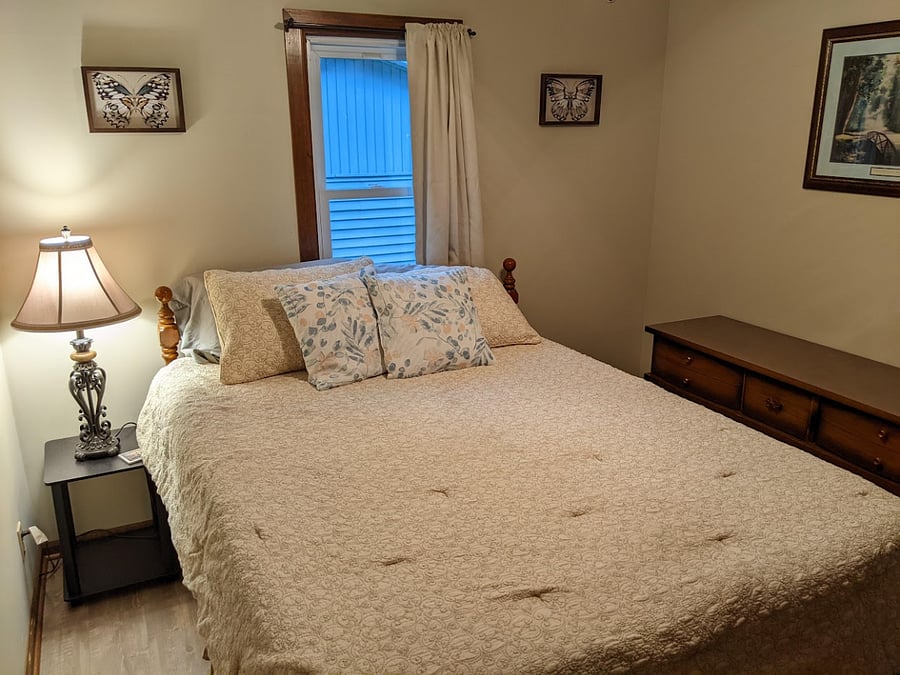Bedroom 1 on the ground floor. Queen size bed.