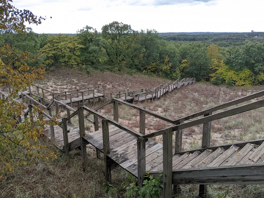 Indian Dunes State Park, many trails to hike.