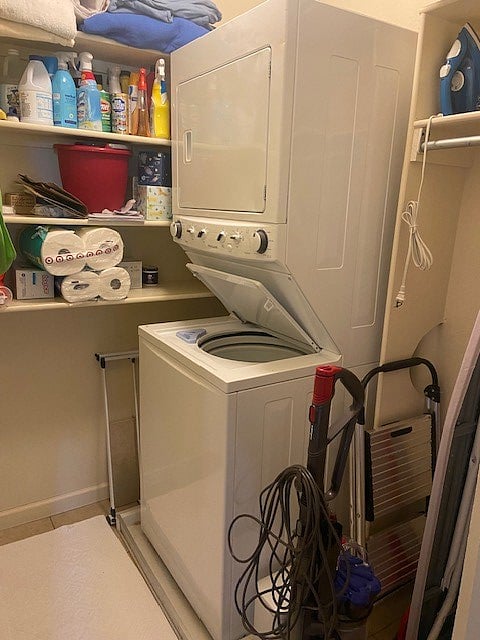 Laundry/Storage room