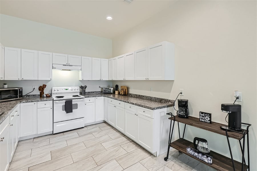 Furnished Finder property 730292_1 photo 4
