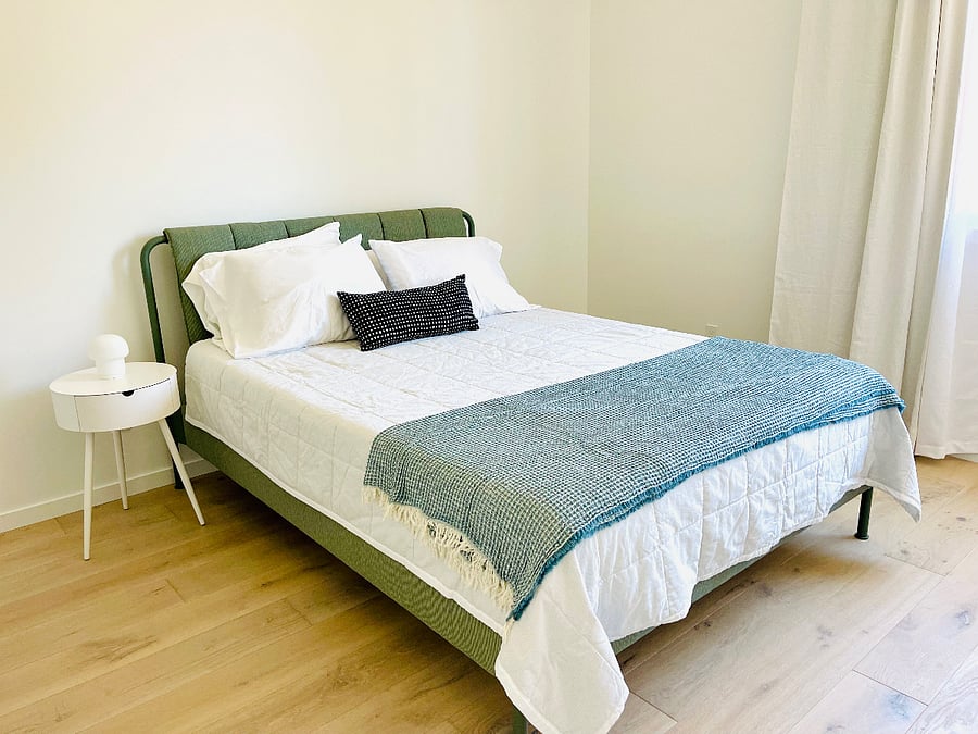Bedroom 2: Queen bed, full closet