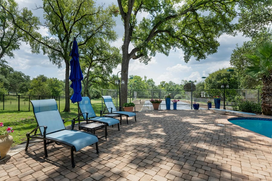 Poolside Loungers