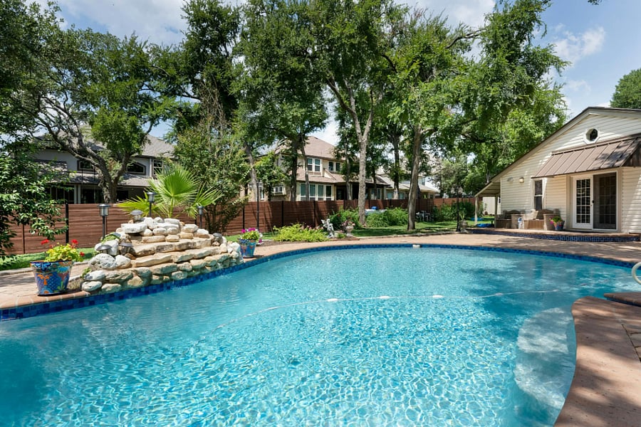 Furnished Finder property 730499_1 photo 2