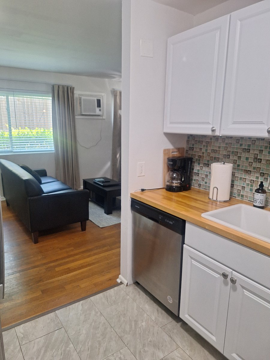 Furnished Finder property 730518_2 photo 9