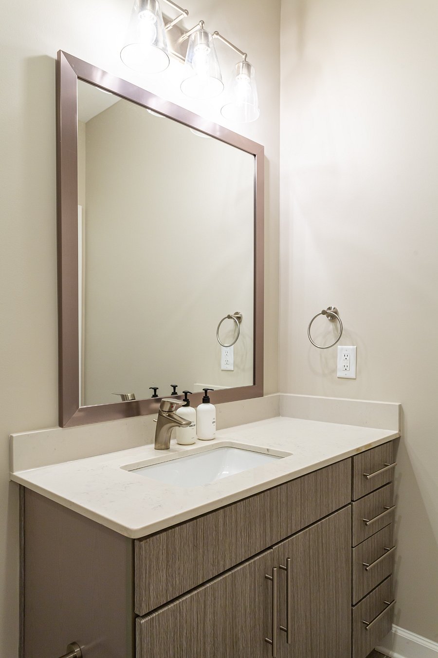 Furnished Finder property 730628_1 photo 25