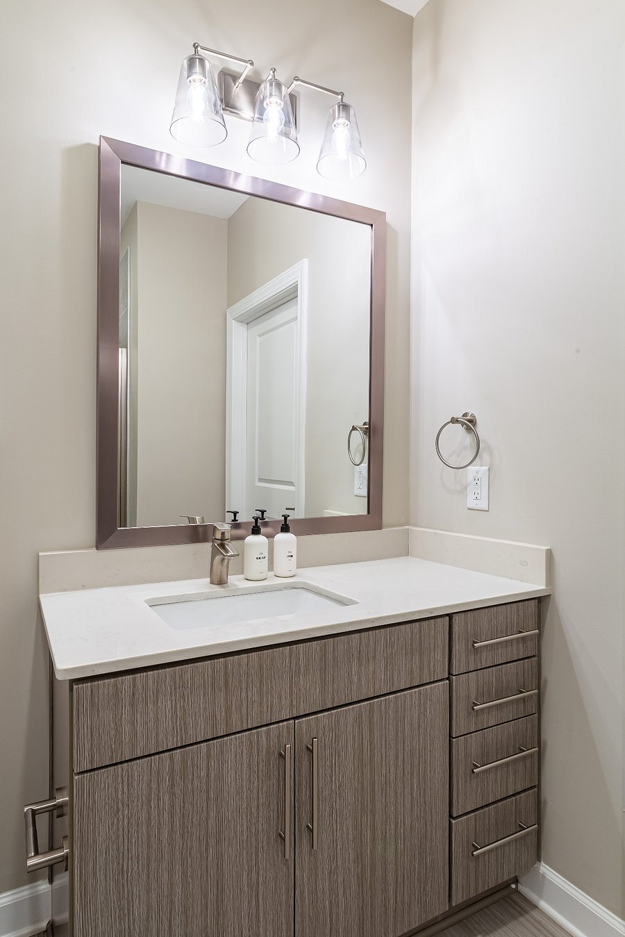 Furnished Finder property 730628_2 photo 26