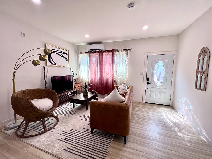 Furnished Finder property 730629_1 photo 3