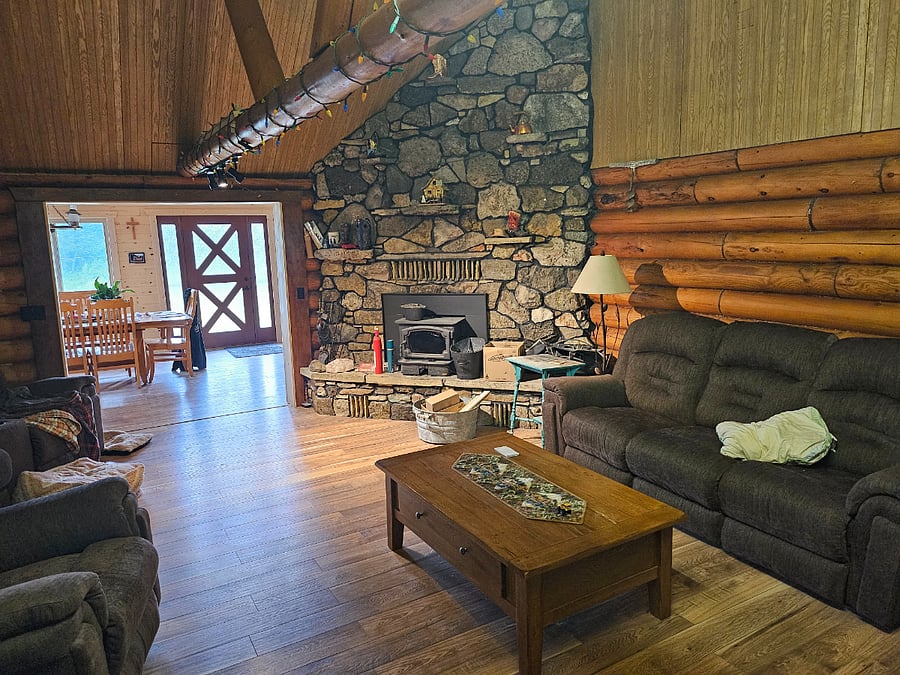 Cozy cabin near Lewistown MT
