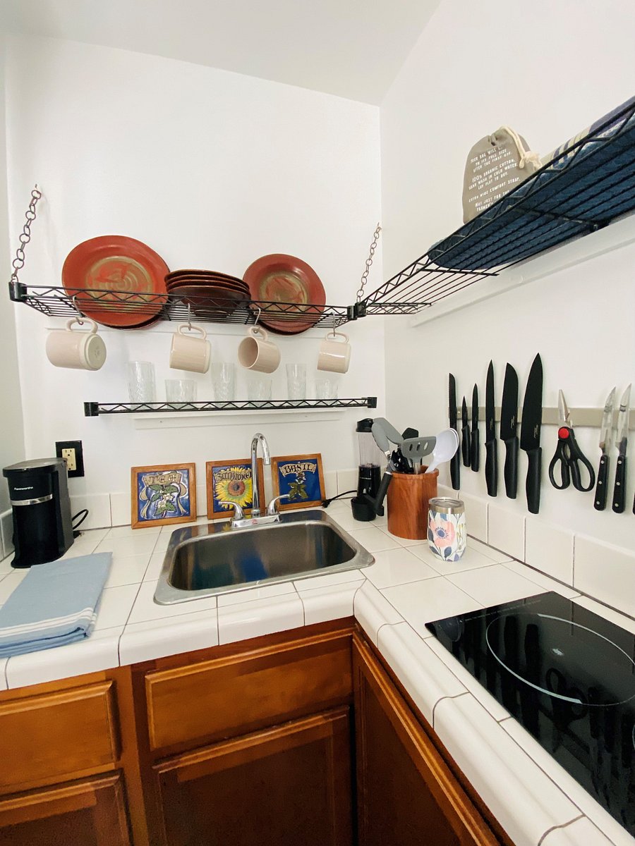 Kitchen broad view 1