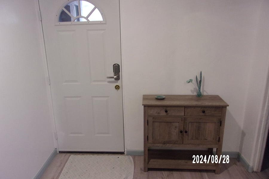 Furnished Finder property 730760_1 photo 3