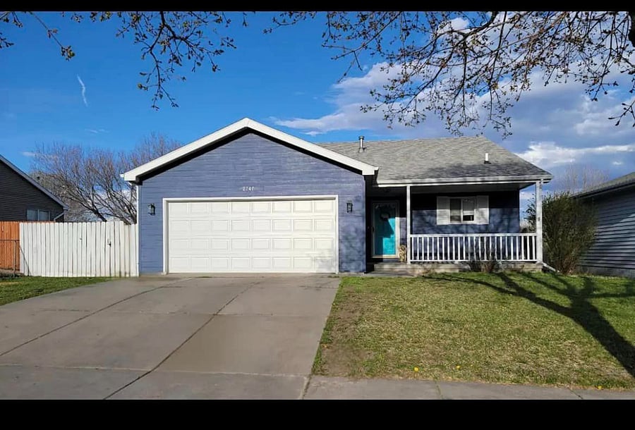 MINUTES FROM DOWNTOWN, PINNACLE BANK AREA AND THE UNIVERSITY OF ...