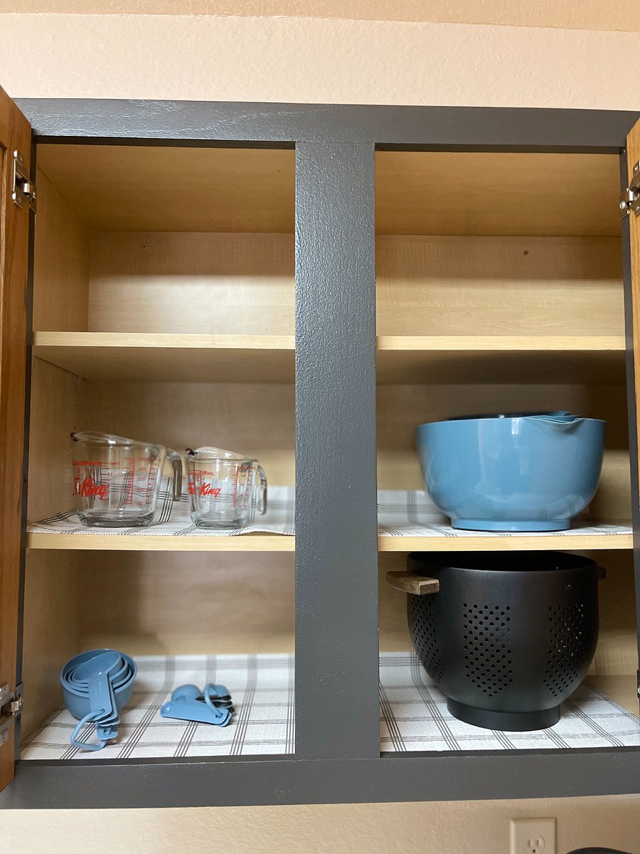 Find everything you need at your fingertipsfrom utensils to cookware to dishware.