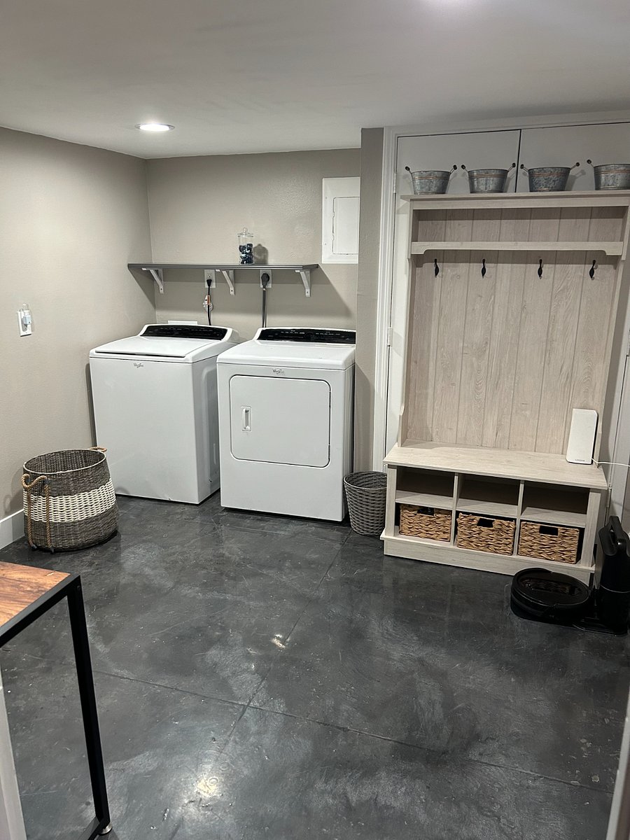 Laundry Room/Office