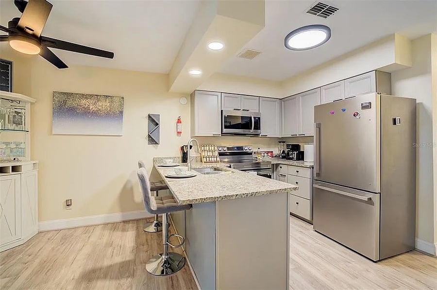 Furnished Finder property 730998_1 photo 3
