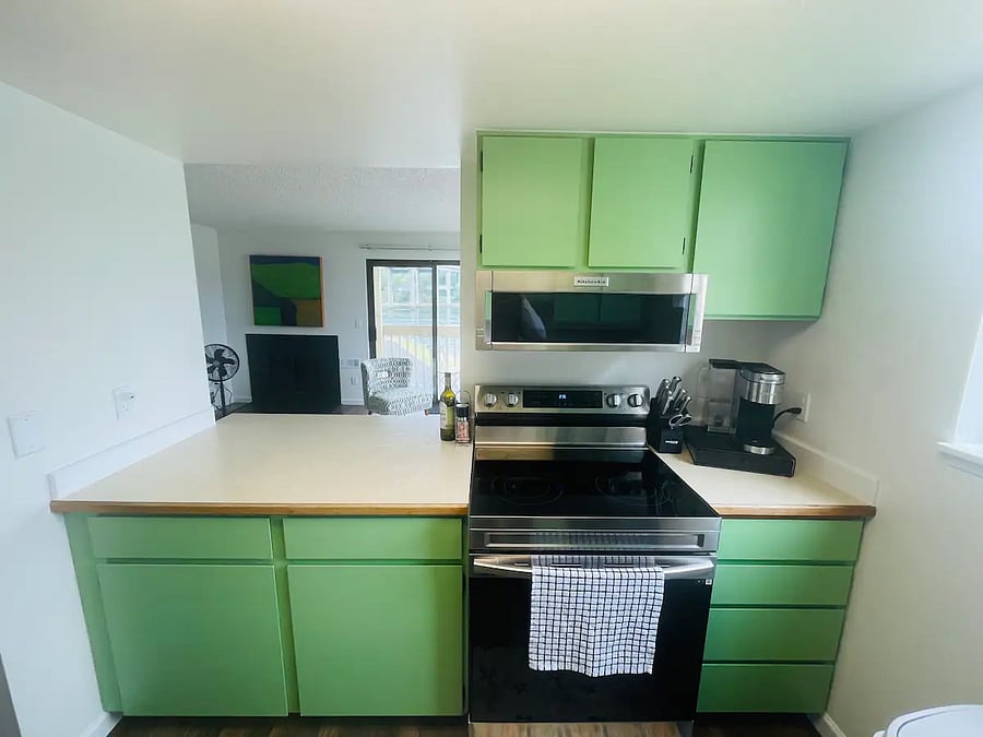 Furnished Finder property 731006_1 photo 9