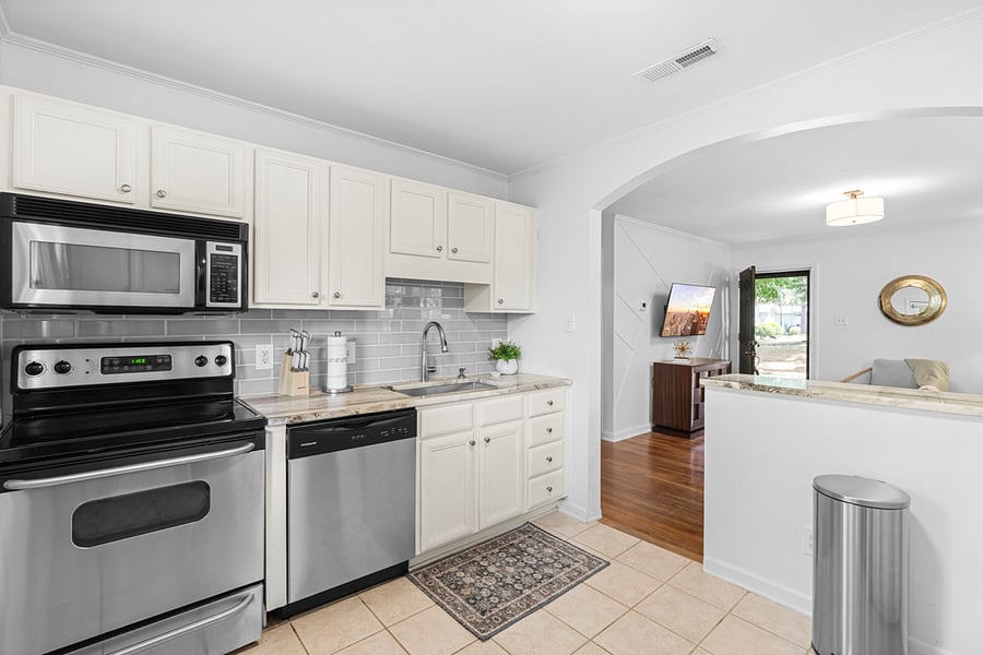 Furnished Finder property 731008_1 photo 7