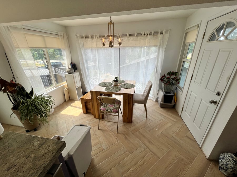 Bay window dining room and back door