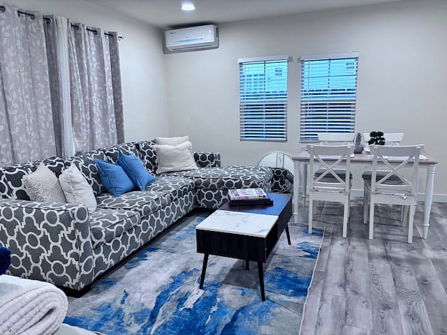Furnished Finder property 731088_1 photo 6