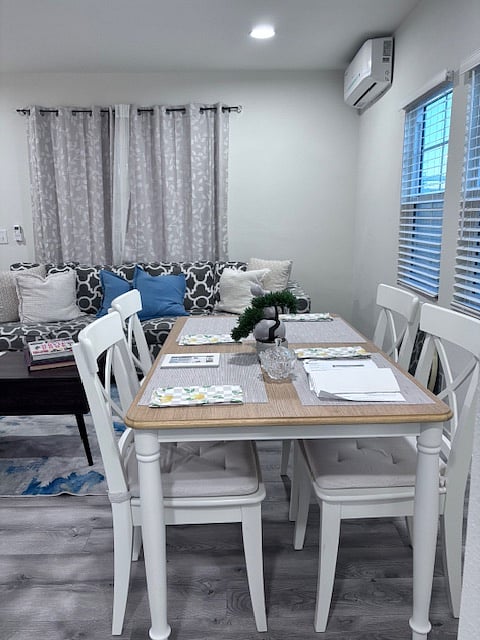 Furnished Finder property 731088_1 photo 8