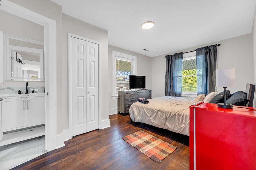 Furnished Finder property 731106_1 photo 17