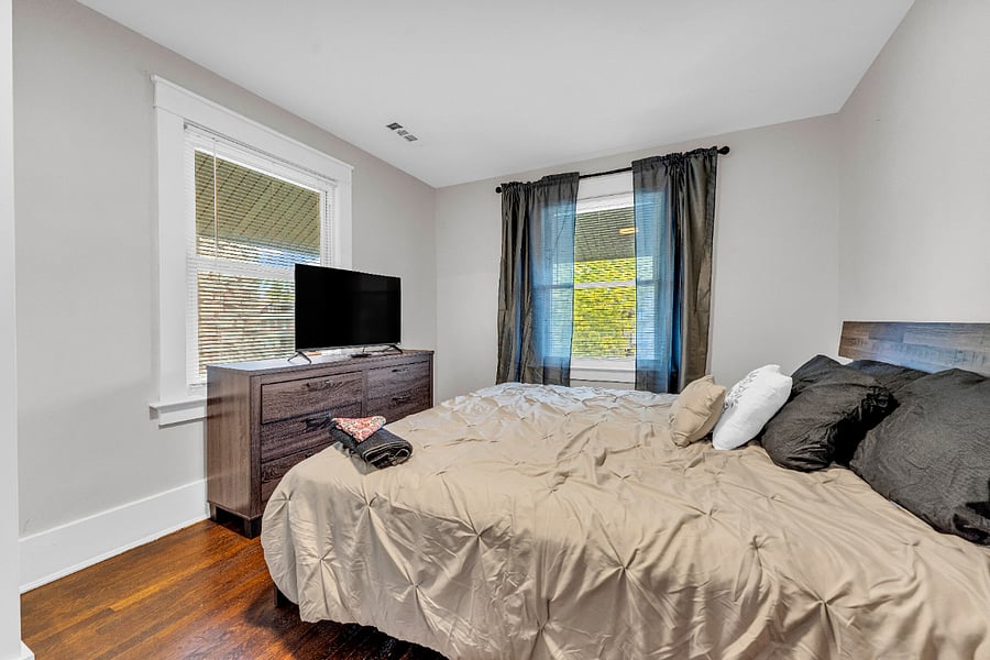 Furnished Finder property 731106_1 photo 18