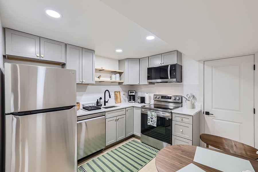 Kitchen View 1-Full Kitchen with Quartz Countertops & Floating shelves