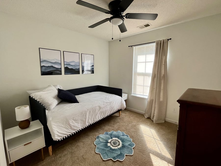 second bedroom