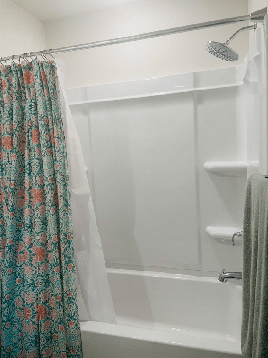 Rain shower/tub