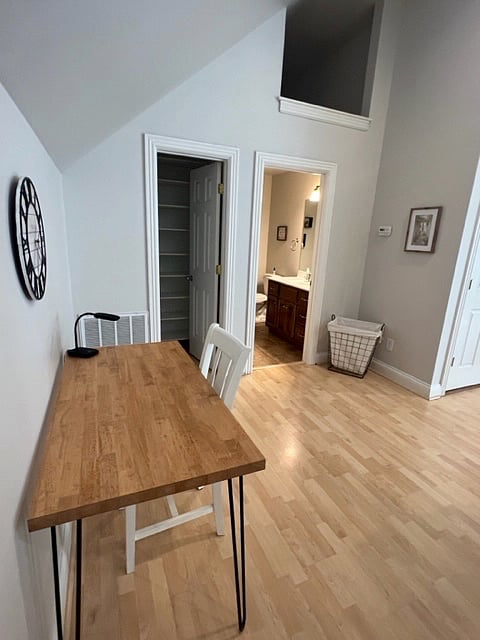 Work/desk space upper level