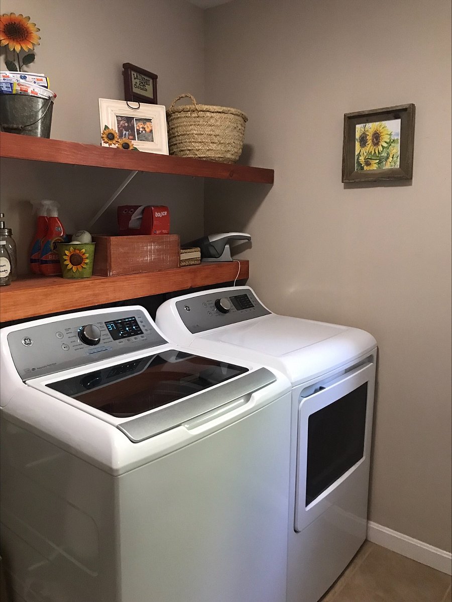 shared washer dryer
