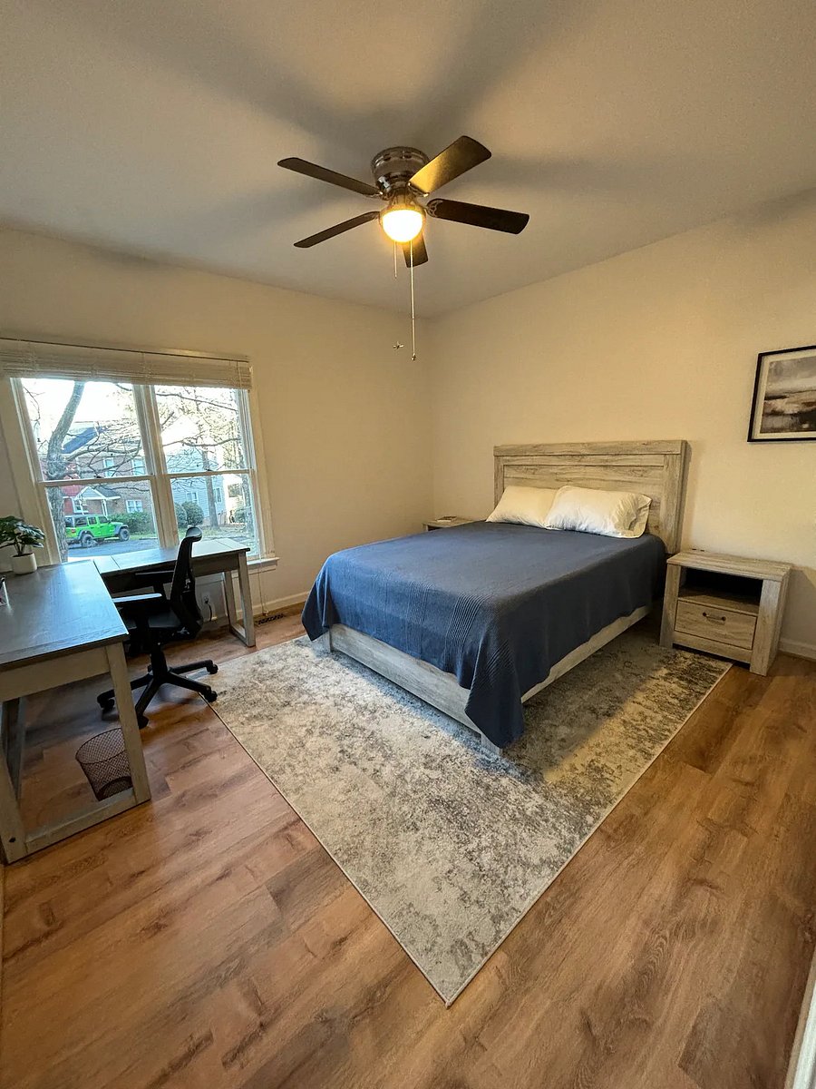 Guest bedroom