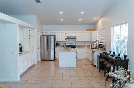 Furnished Finder property 731589_1 photo 9
