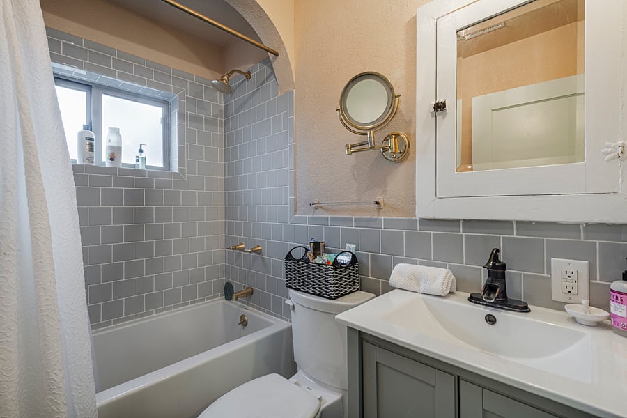 Furnished Finder property 731707_1 photo 15